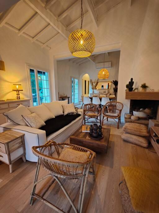 Villa Handres Nans-les-Pins Luaran gambar